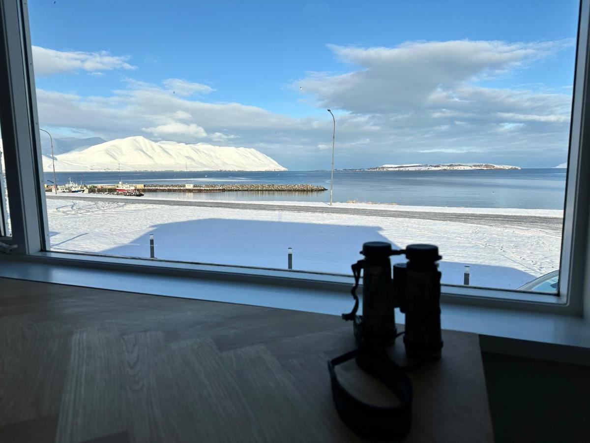 Waterfront Fjord House Hotel Arskogssandur ภายนอก รูปภาพ