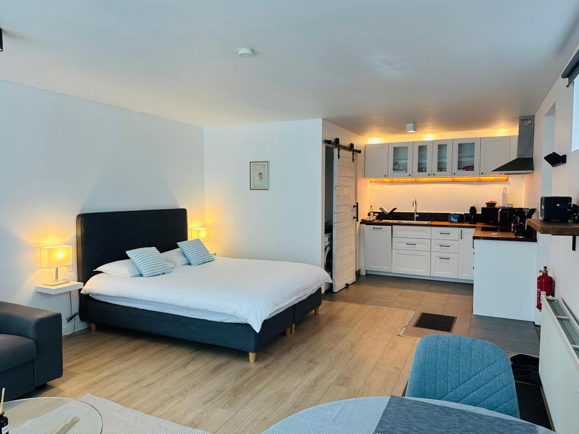 Waterfront Fjord House Hotel Arskogssandur ห้อง รูปภาพ